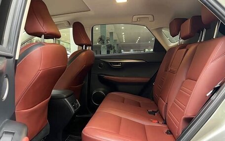 Lexus NX I, 2017 год, 2 380 000 рублей, 11 фотография