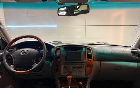 Toyota Land Cruiser 100 рестайлинг 2, 2007 год, 1 850 000 рублей, 9 фотография