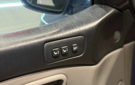 Toyota Land Cruiser 100 рестайлинг 2, 2007 год, 1 850 000 рублей, 19 фотография