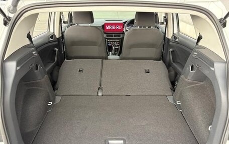 Volkswagen T-Roc I, 2023 год, 1 315 555 рублей, 26 фотография