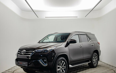 Toyota Fortuner II, 2018 год, 4 120 000 рублей, 1 фотография