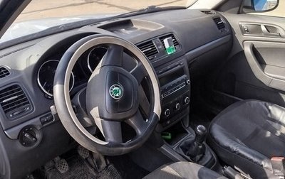 Skoda Yeti I рестайлинг, 2014 год, 900 000 рублей, 1 фотография