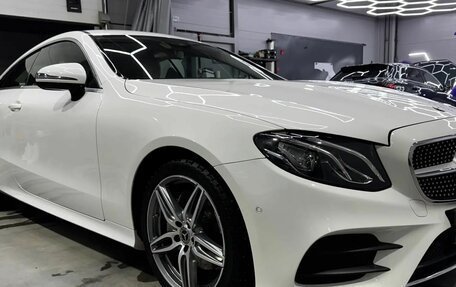 Mercedes-Benz E-Класс, 2019 год, 4 100 000 рублей, 3 фотография