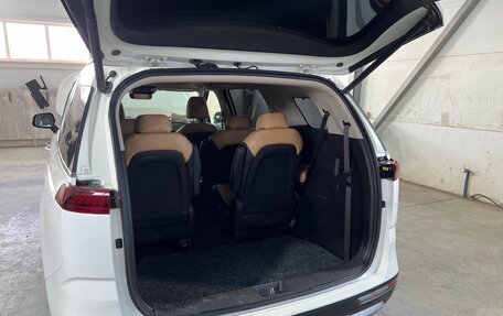 KIA Carnival, 2021 год, 4 100 000 рублей, 19 фотография