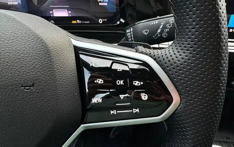 Volkswagen Golf VIII, 2023 год, 1 890 017 рублей, 15 фотография