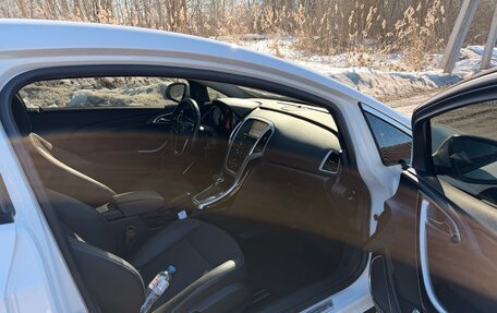 Opel Astra J, 2013 год, 870 000 рублей, 5 фотография