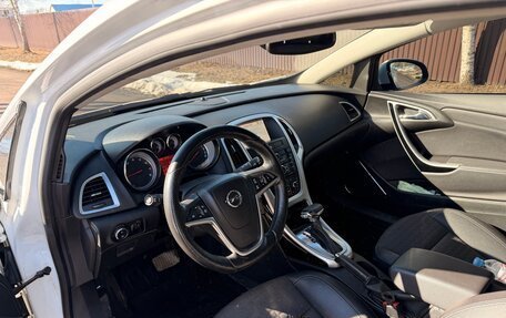 Opel Astra J, 2013 год, 870 000 рублей, 3 фотография