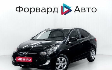 Hyundai Solaris II рестайлинг, 2011 год, 690 000 рублей, 4 фотография