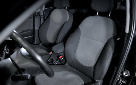 Hyundai Solaris II рестайлинг, 2011 год, 690 000 рублей, 18 фотография