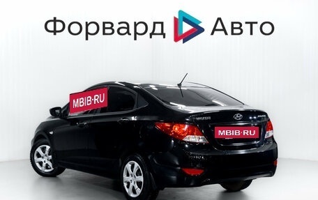 Hyundai Solaris II рестайлинг, 2011 год, 690 000 рублей, 6 фотография