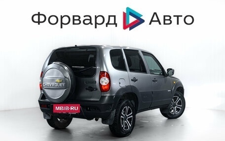 Chevrolet Niva I рестайлинг, 2018 год, 699 000 рублей, 8 фотография