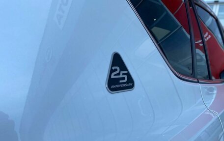 Toyota RAV4, 2019 год, 2 490 000 рублей, 8 фотография