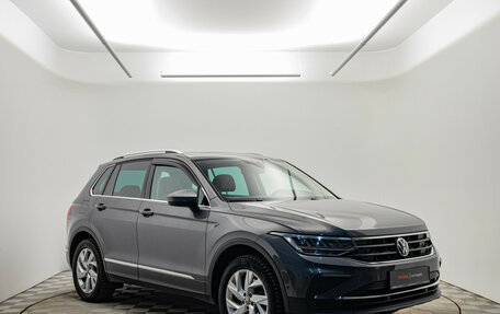 Volkswagen Tiguan II, 2021 год, 3 840 000 рублей, 7 фотография