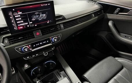 Audi A4, 2022 год, 2 680 007 рублей, 16 фотография