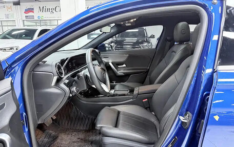 Mercedes-Benz A-Класс, 2023 год, 1 639 777 рублей, 8 фотография