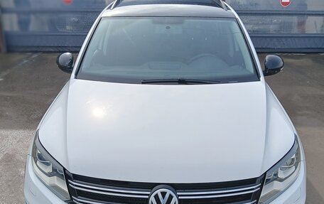 Volkswagen Tiguan I, 2016 год, 1 400 000 рублей, 2 фотография