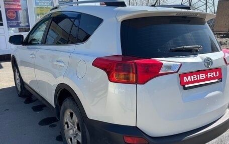 Toyota RAV4, 2015 год, 1 299 000 рублей, 7 фотография