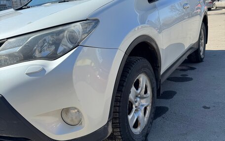 Toyota RAV4, 2015 год, 1 299 000 рублей, 5 фотография