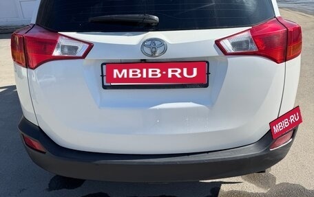 Toyota RAV4, 2015 год, 1 299 000 рублей, 9 фотография
