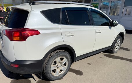 Toyota RAV4, 2015 год, 1 299 000 рублей, 11 фотография