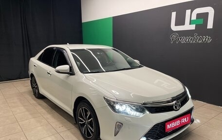 Toyota Camry, 2017 год, 2 850 000 рублей, 1 фотография