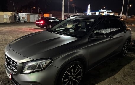 Mercedes-Benz GLA, 2019 год, 3 000 000 рублей, 1 фотография