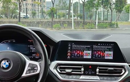 BMW 3 серия, 2022 год, 2 700 000 рублей, 14 фотография