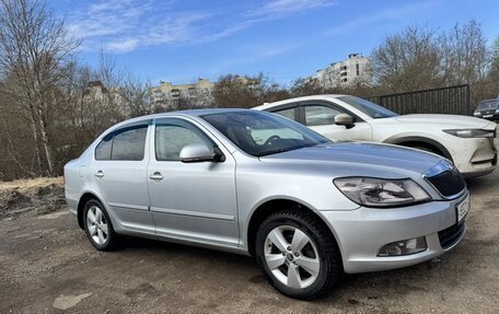 Skoda Octavia, 2011 год, 1 050 000 рублей, 2 фотография