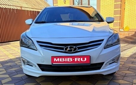 Hyundai Solaris II рестайлинг, 2015 год, 962 000 рублей, 2 фотография