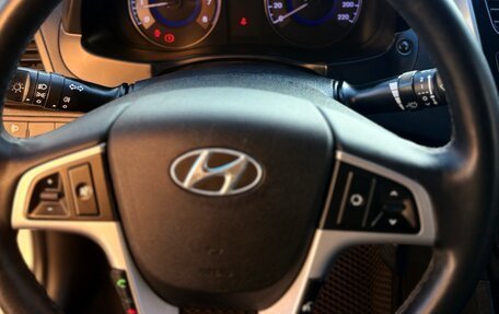 Hyundai Solaris II рестайлинг, 2015 год, 962 000 рублей, 7 фотография