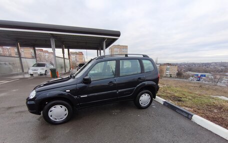 Chevrolet Niva I рестайлинг, 2012 год, 450 000 рублей, 3 фотография