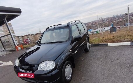 Chevrolet Niva I рестайлинг, 2012 год, 450 000 рублей, 2 фотография