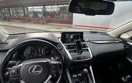 Lexus NX I, 2017 год, 2 550 000 рублей, 7 фотография