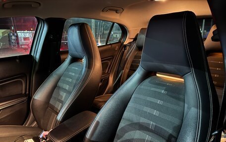 Mercedes-Benz GLA, 2019 год, 3 000 000 рублей, 10 фотография