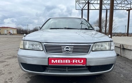 Nissan Sunny B15, 2002 год, 270 000 рублей, 1 фотография