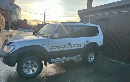 Toyota Land Cruiser Prado 90 рестайлинг, 1999 год, 1 200 000 рублей, 2 фотография