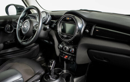 MINI Hatch, 2020 год, 1 860 000 рублей, 10 фотография