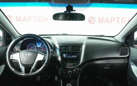 Hyundai Solaris II рестайлинг, 2013 год, 679 000 рублей, 14 фотография