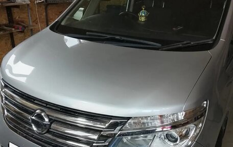 Nissan Serena IV, 2013 год, 1 280 000 рублей, 2 фотография