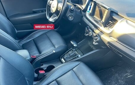 KIA Stonic, 2019 год, 1 800 000 рублей, 15 фотография