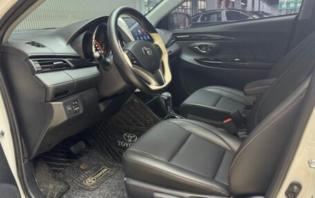 Toyota Yaris XP150 рестайлинг, 2023 год, 1 260 000 рублей, 4 фотография