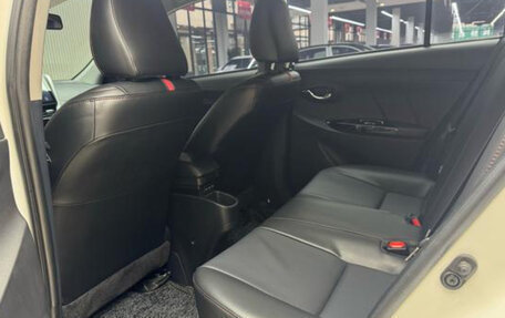 Toyota Yaris XP150 рестайлинг, 2023 год, 1 260 000 рублей, 7 фотография