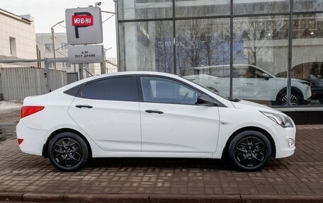 Hyundai Solaris II рестайлинг, 2015 год, 887 000 рублей, 6 фотография