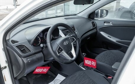 Hyundai Solaris II рестайлинг, 2015 год, 887 000 рублей, 10 фотография