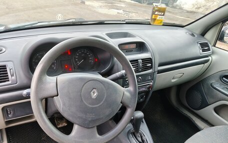 Renault Clio III, 2004 год, 220 000 рублей, 8 фотография