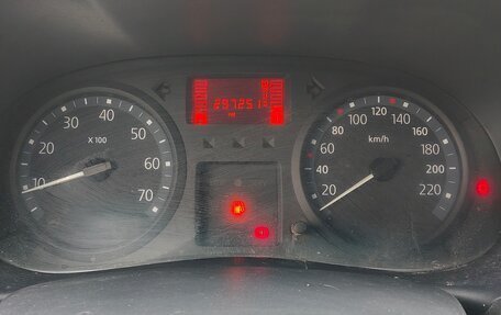 Renault Clio III, 2004 год, 220 000 рублей, 2 фотография