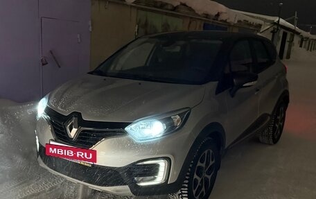 Renault Kaptur I рестайлинг, 2017 год, 1 900 000 рублей, 5 фотография