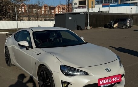 Toyota GT86 I, 2020 год, 2 300 000 рублей, 2 фотография