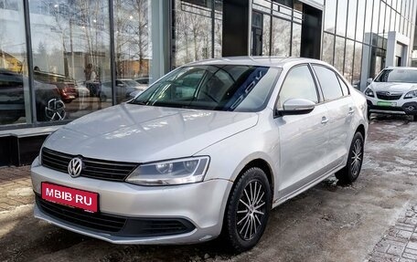 Volkswagen Jetta VI, 2013 год, 806 300 рублей, 1 фотография