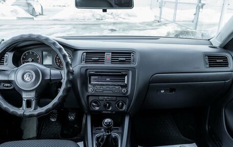 Volkswagen Jetta VI, 2013 год, 806 300 рублей, 13 фотография